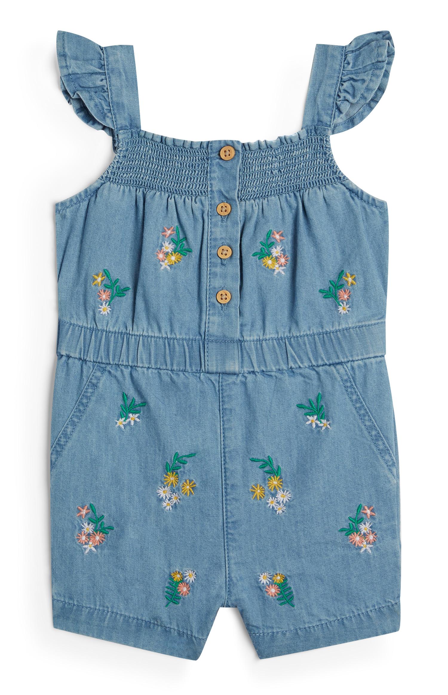 Dekliški kratek kombinezon iz džinsa z rožicami za dojenčke