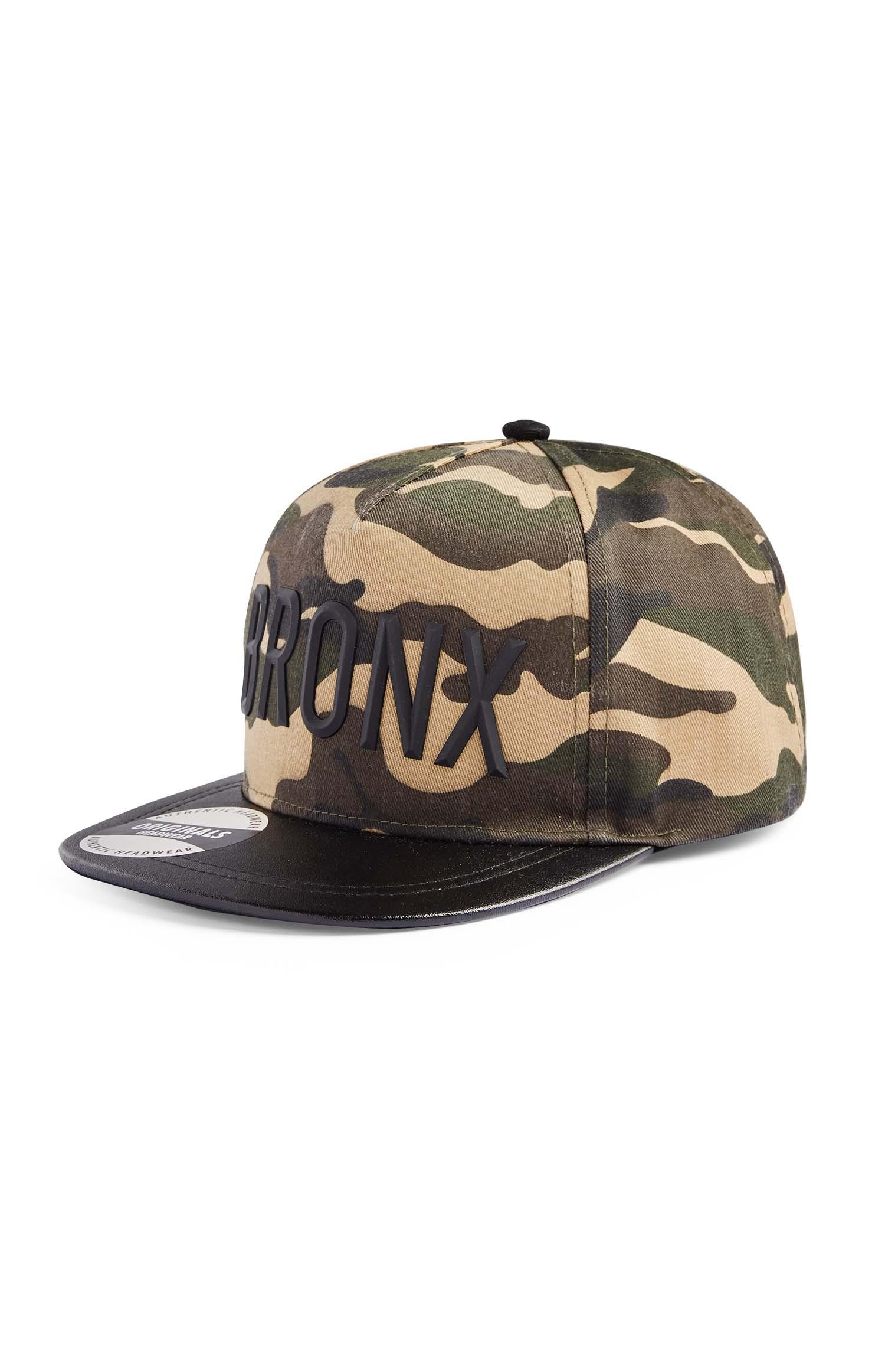Kaki kamuflažna kapa z napisom Bronx