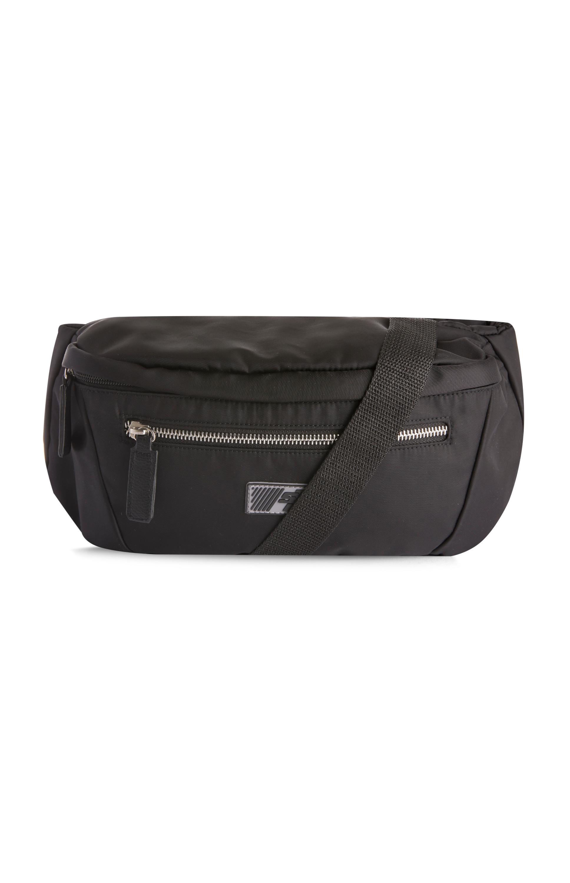 Große Gürteltasche in Schwarz