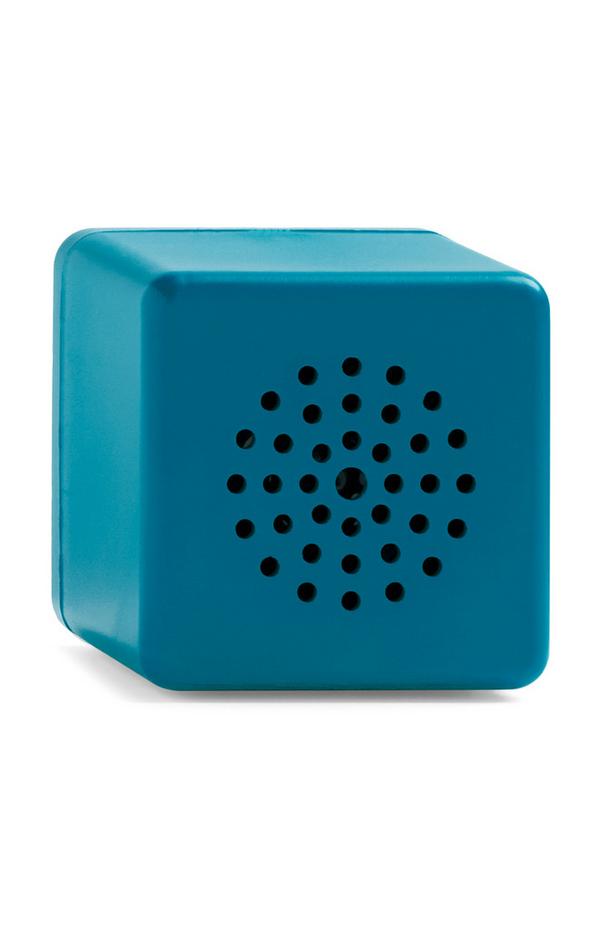Groen-blauwe draadloze miniluidspreker in kubusvorm