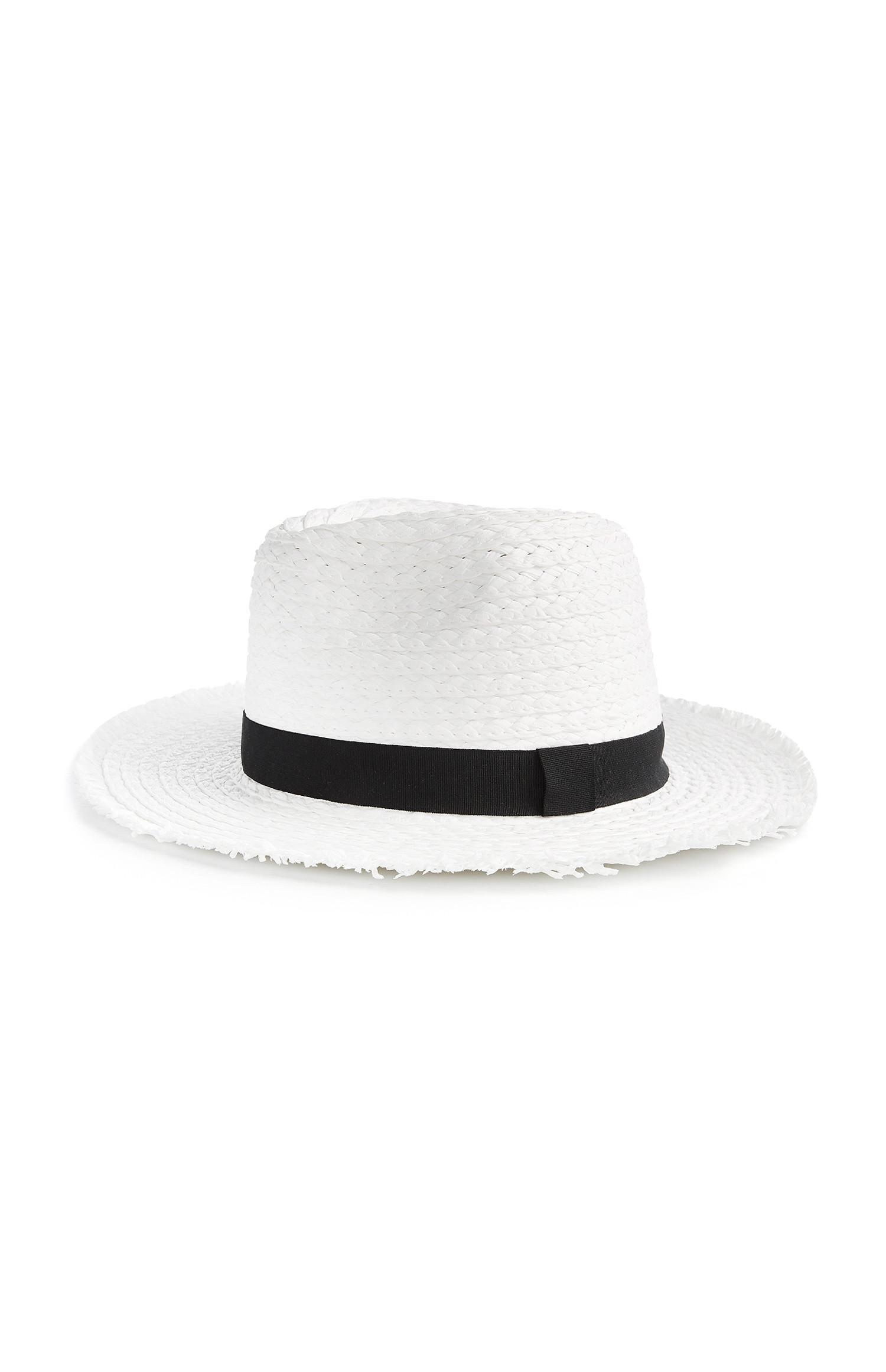 Chapeau panama blanc à bord effiloché