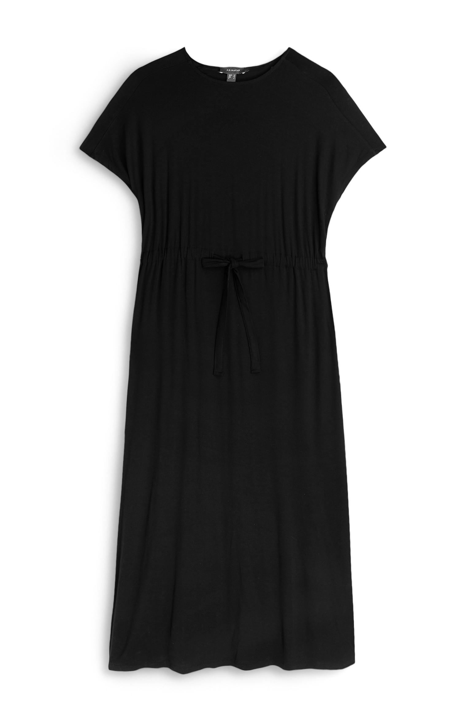 Robe noire en jersey avec cordon de serrage à la taille