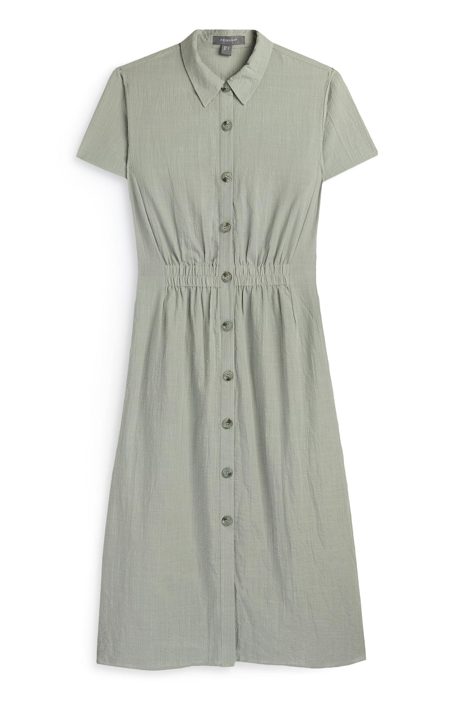 Robe ivoire à taille froncée