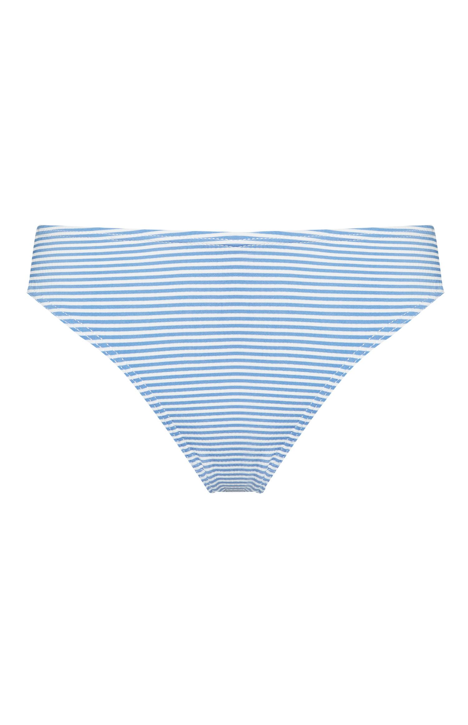 Culotte de bikini bleue et blanche à rayures en crépon