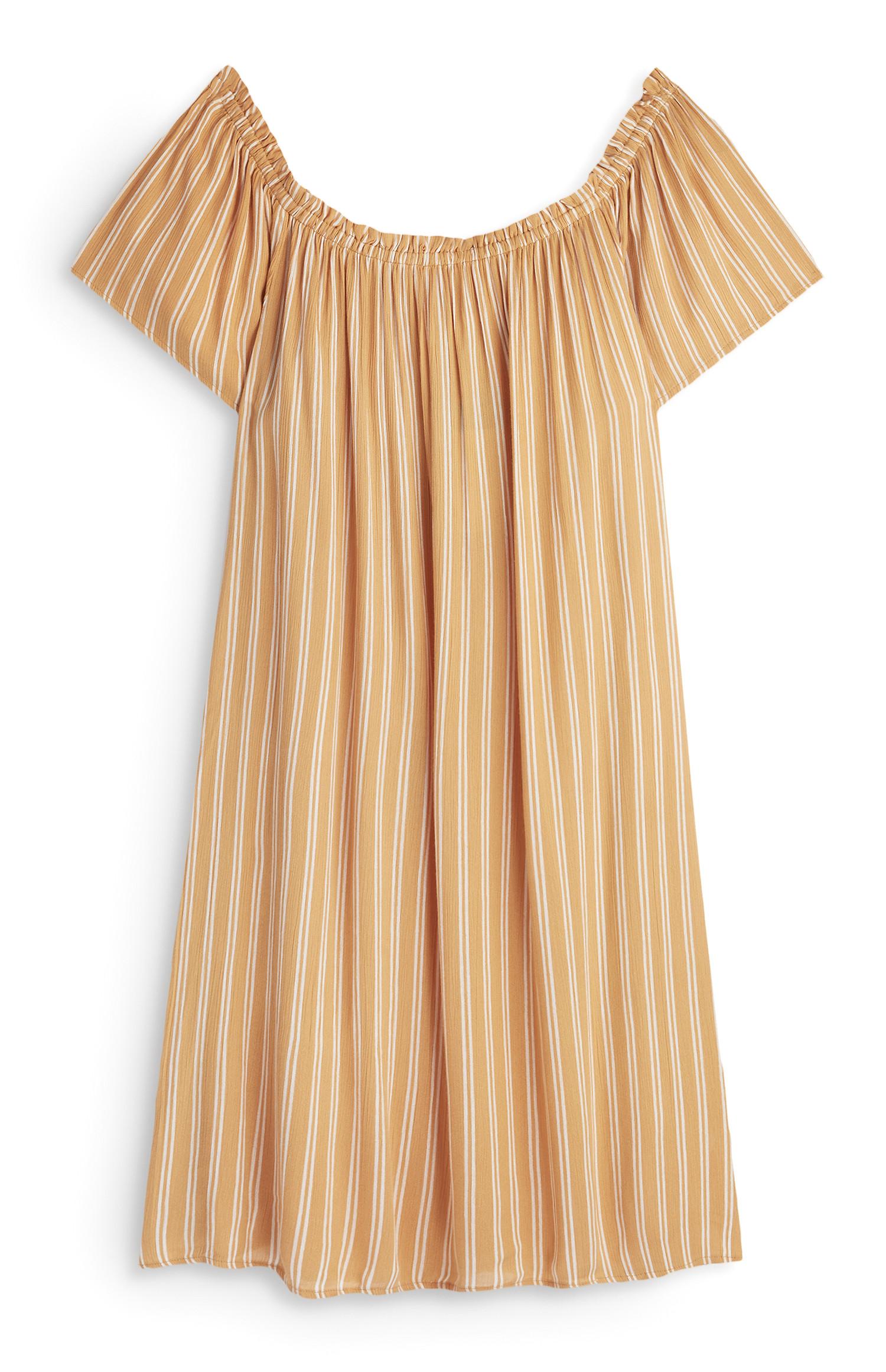 Robe jaune à rayures verticales et encolure bateau