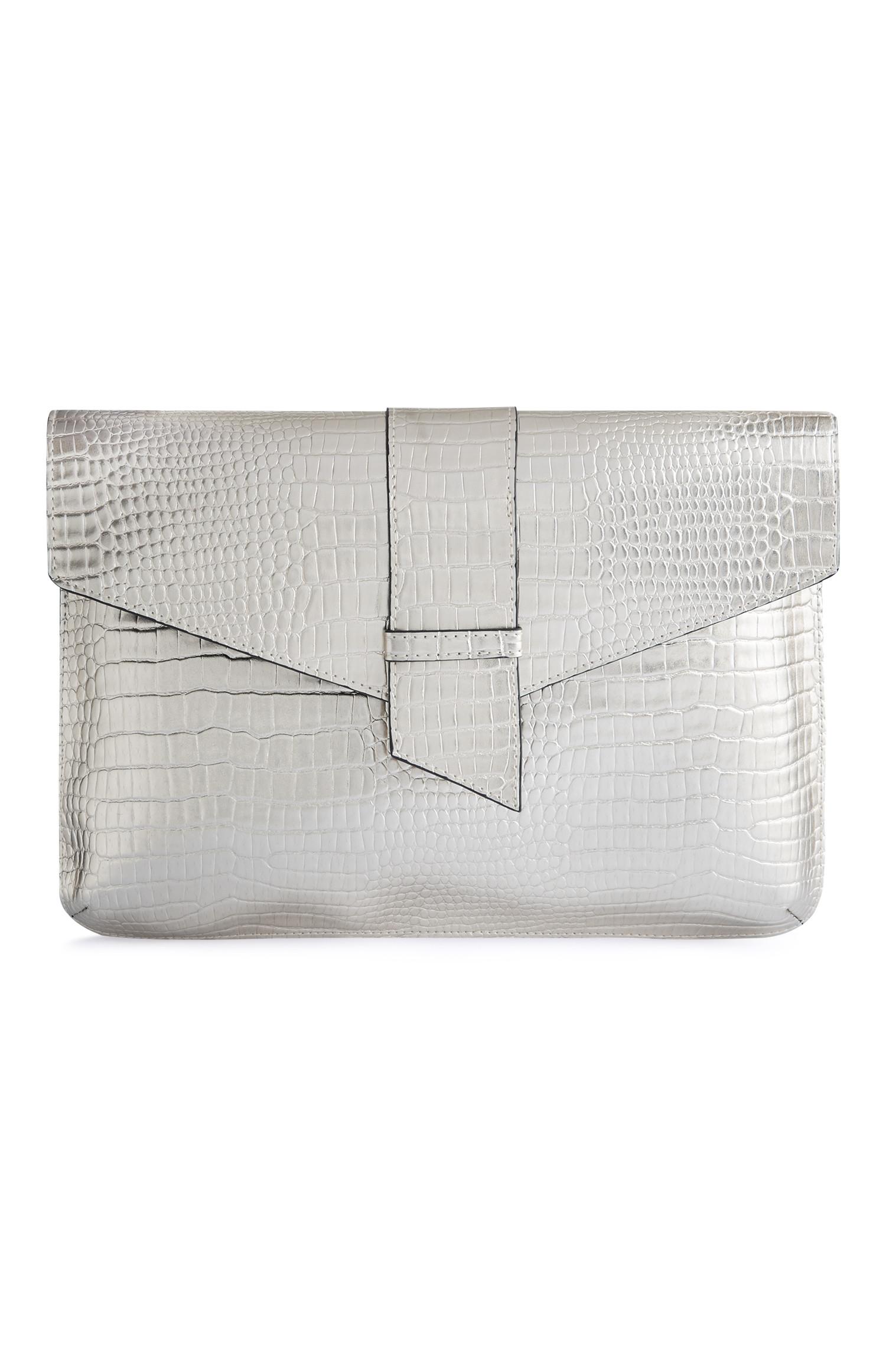 Srebrna ročna torbica s krokodiljim vzorcem