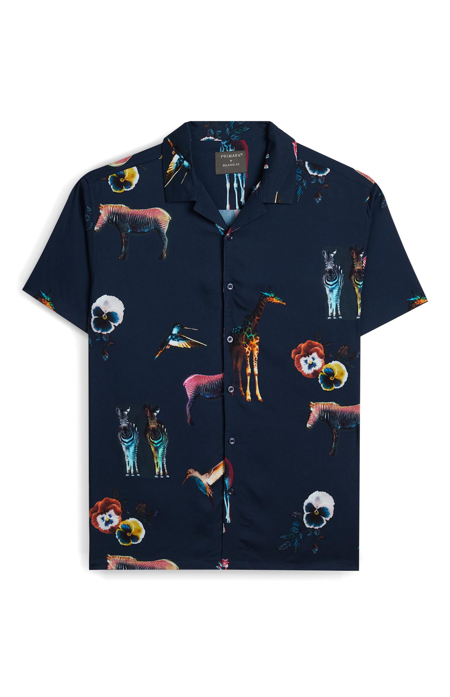 Camisa manga curta estampado animal azul-marinho