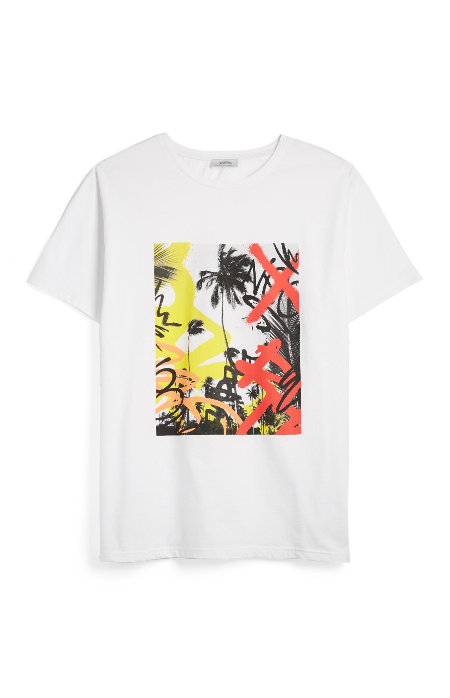 Bela majica z grafitnim potiskom