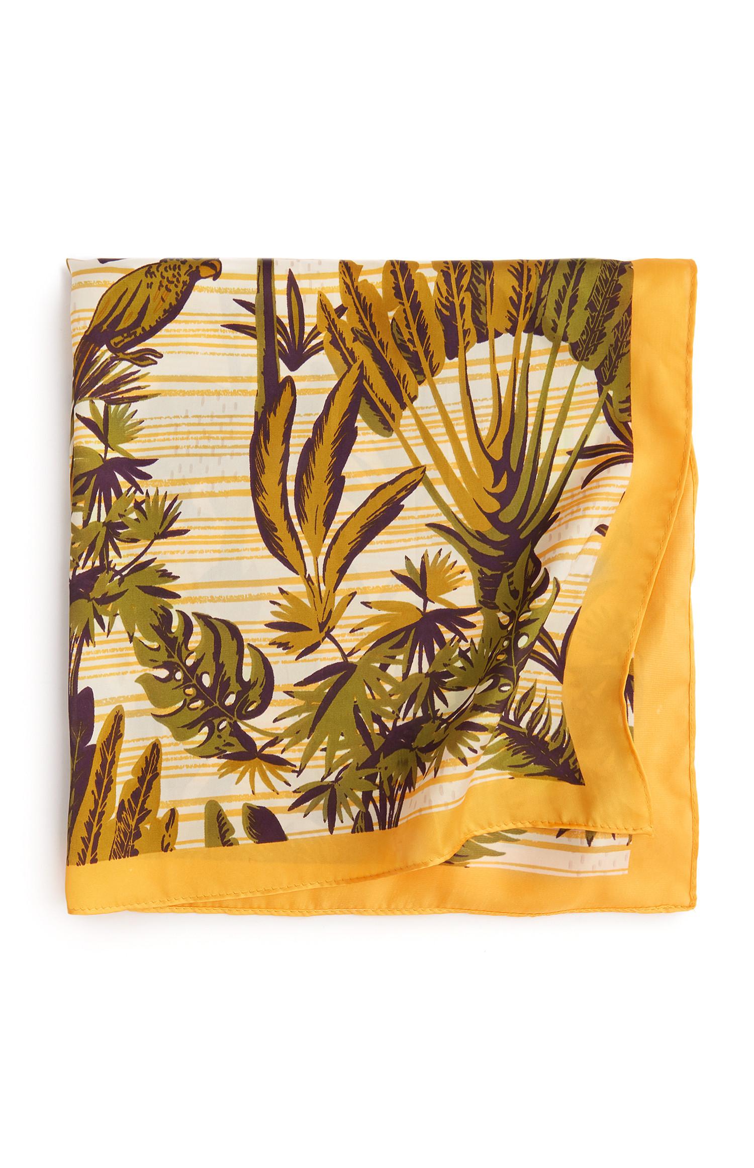Foulard jaune moutarde à imprimé feuilles