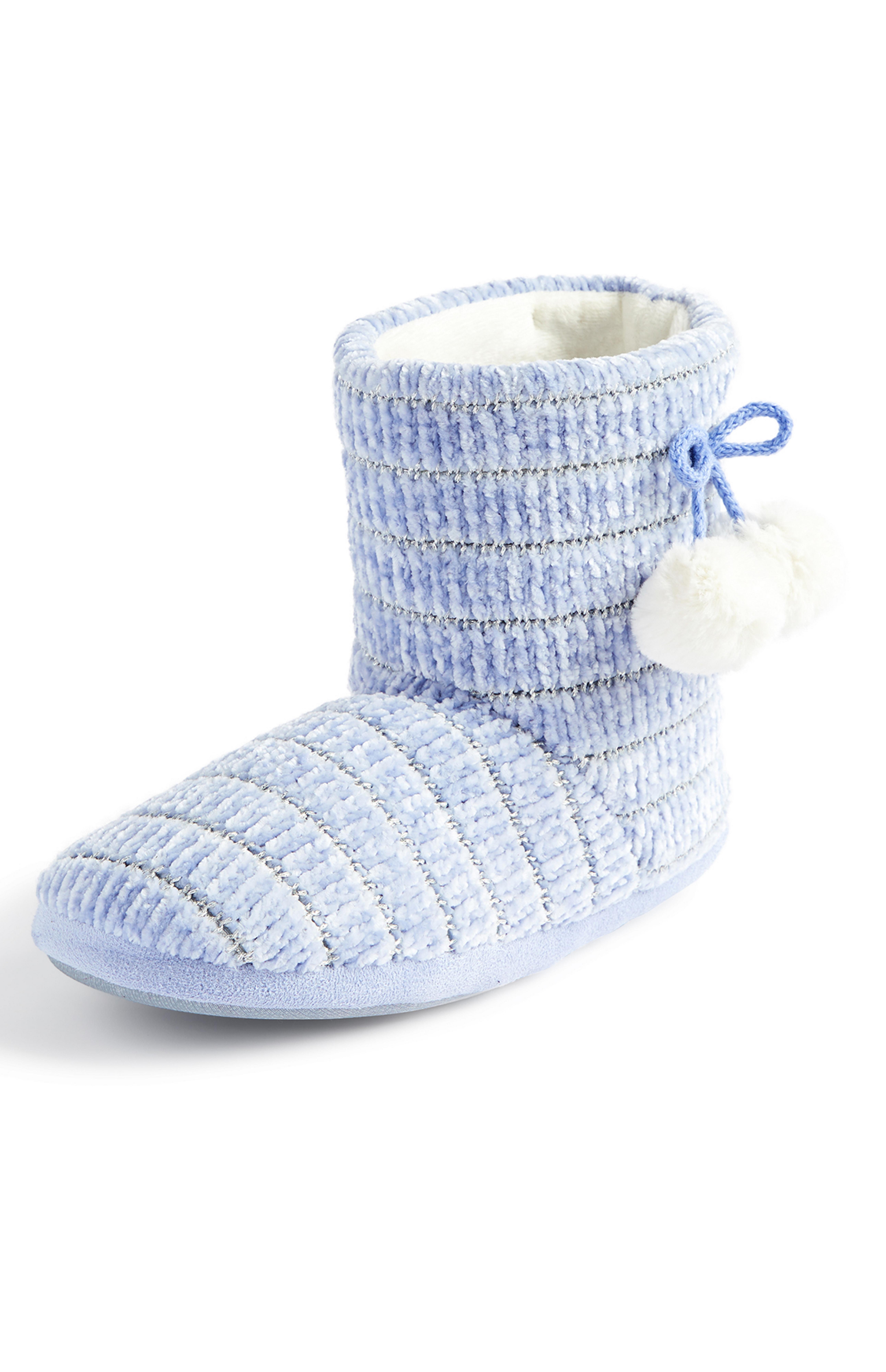 red tape slippers flipkart
