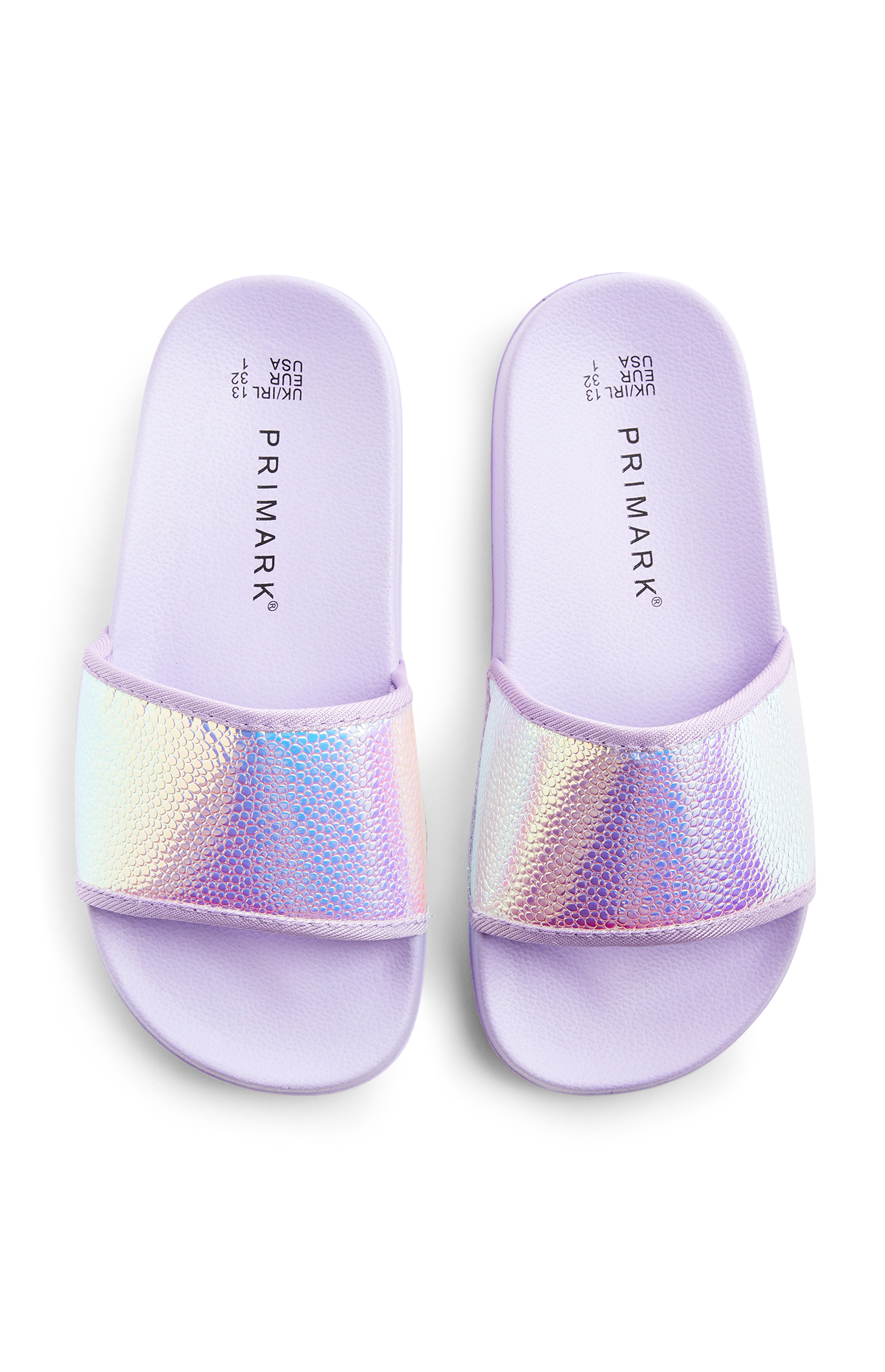 Existe Contribuir Escalera Chanclas de piscina moradas de sirena con efecto holográfico para niña  mayor | Zapatos para niña | Moda para niñas | Ropa para niños | Todos los  productos Primark | Primark España