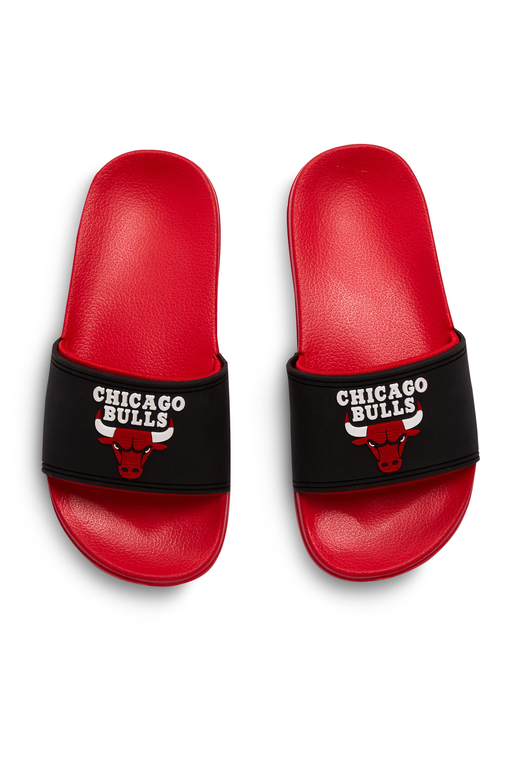 Older Boy Black and Red NBA Chicago Bull Slide Boys' Shoes Boys