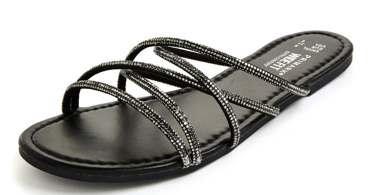 Sandalias planas negras de tiras con strass | Sandalias, chanclas y babuchas para mujer | Zapatos y botas para | Nuestra línea de moda femenina | Todos los productos Primark | Primark España