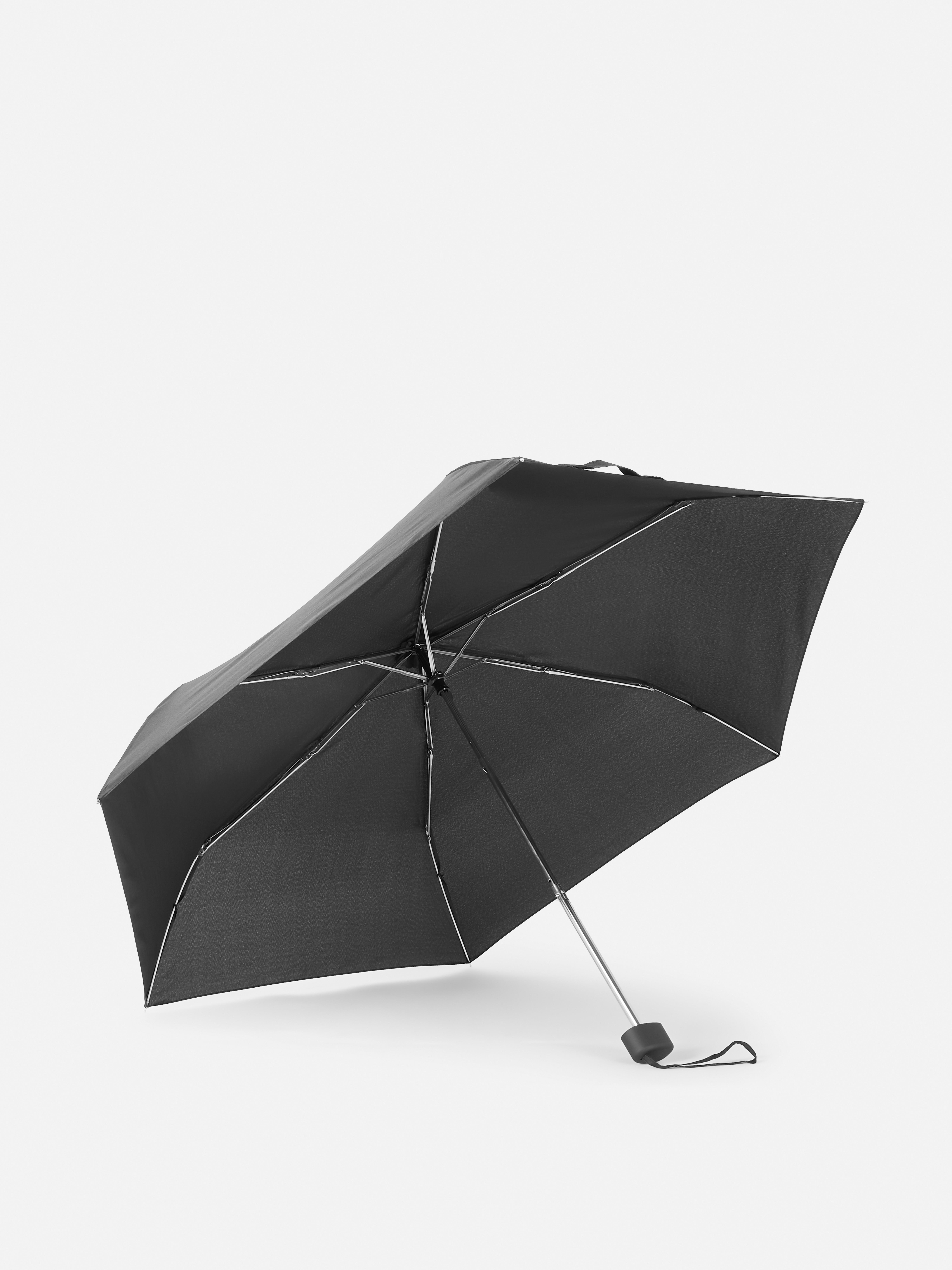 Paraguas portátil negro | Accesorios de mujer | Nuestra línea de moda Todos los productos Primark | Primark