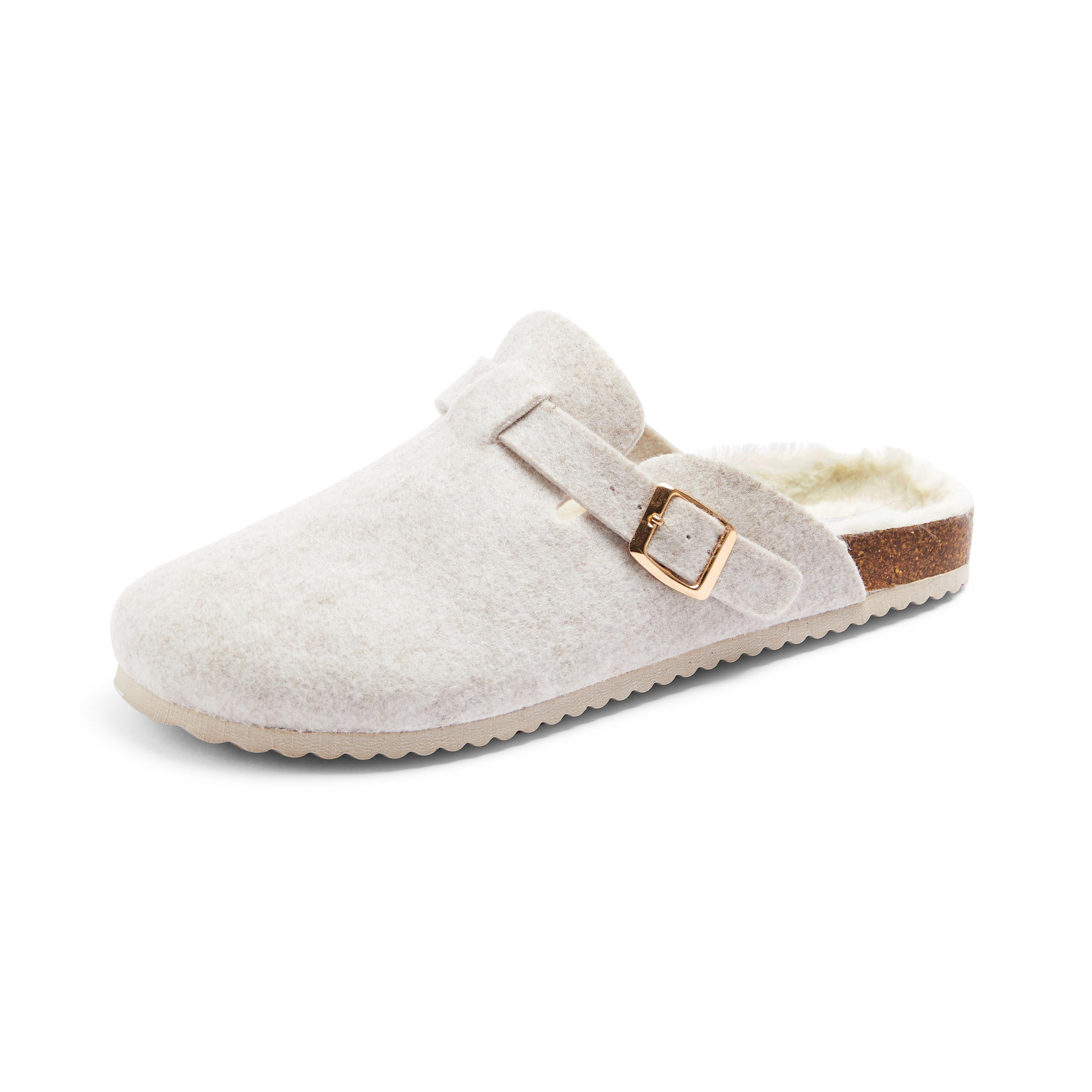 black slippers primark Cinosural International School