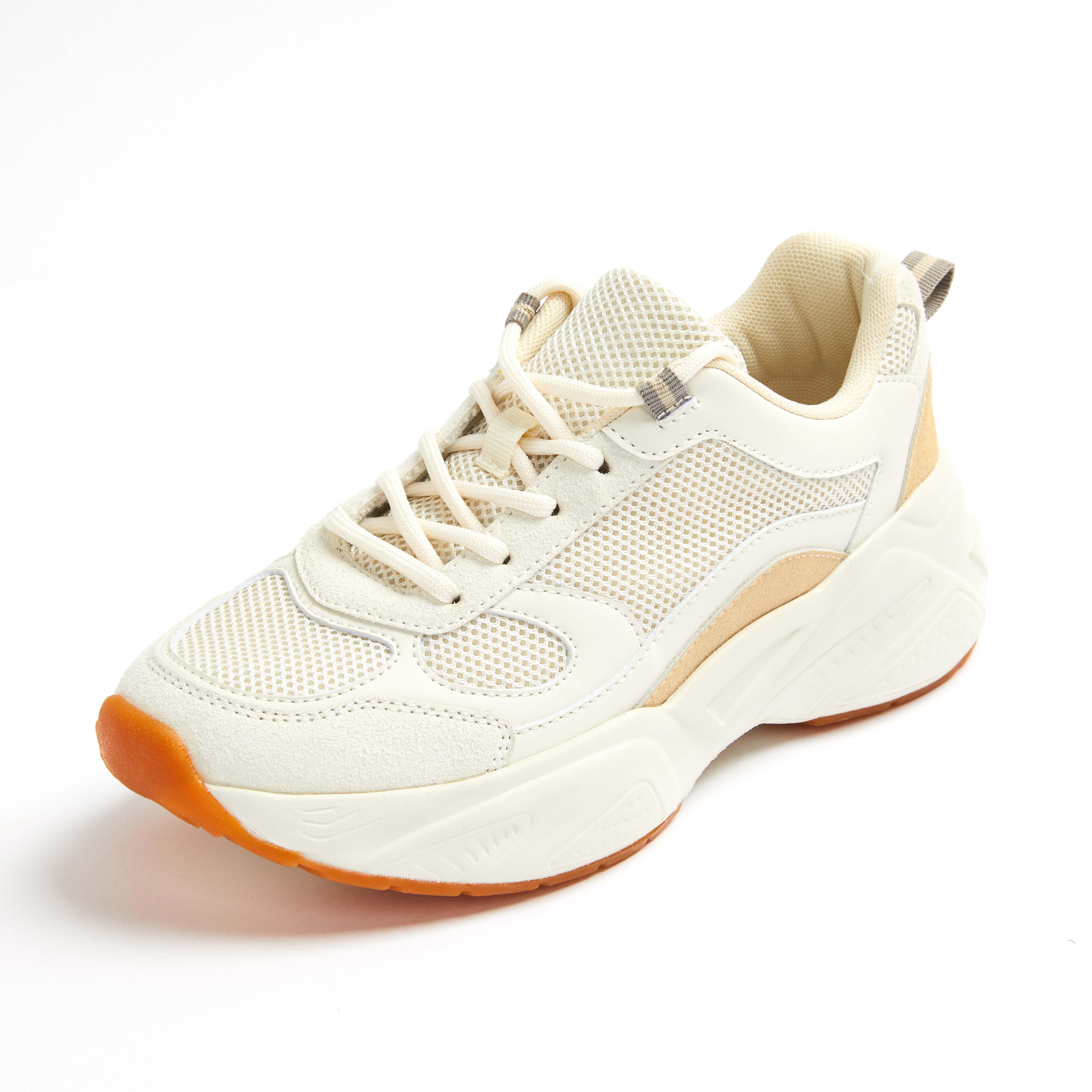 Robuuste crèmekleurige hardloopschoenen met gemengd paneel | Sneakers voor  dames | Schoenen \u0026amp; laarzen voor dames | Onze modecollectie voor dames |  Alle Primark-producten | Primark België Nederlands