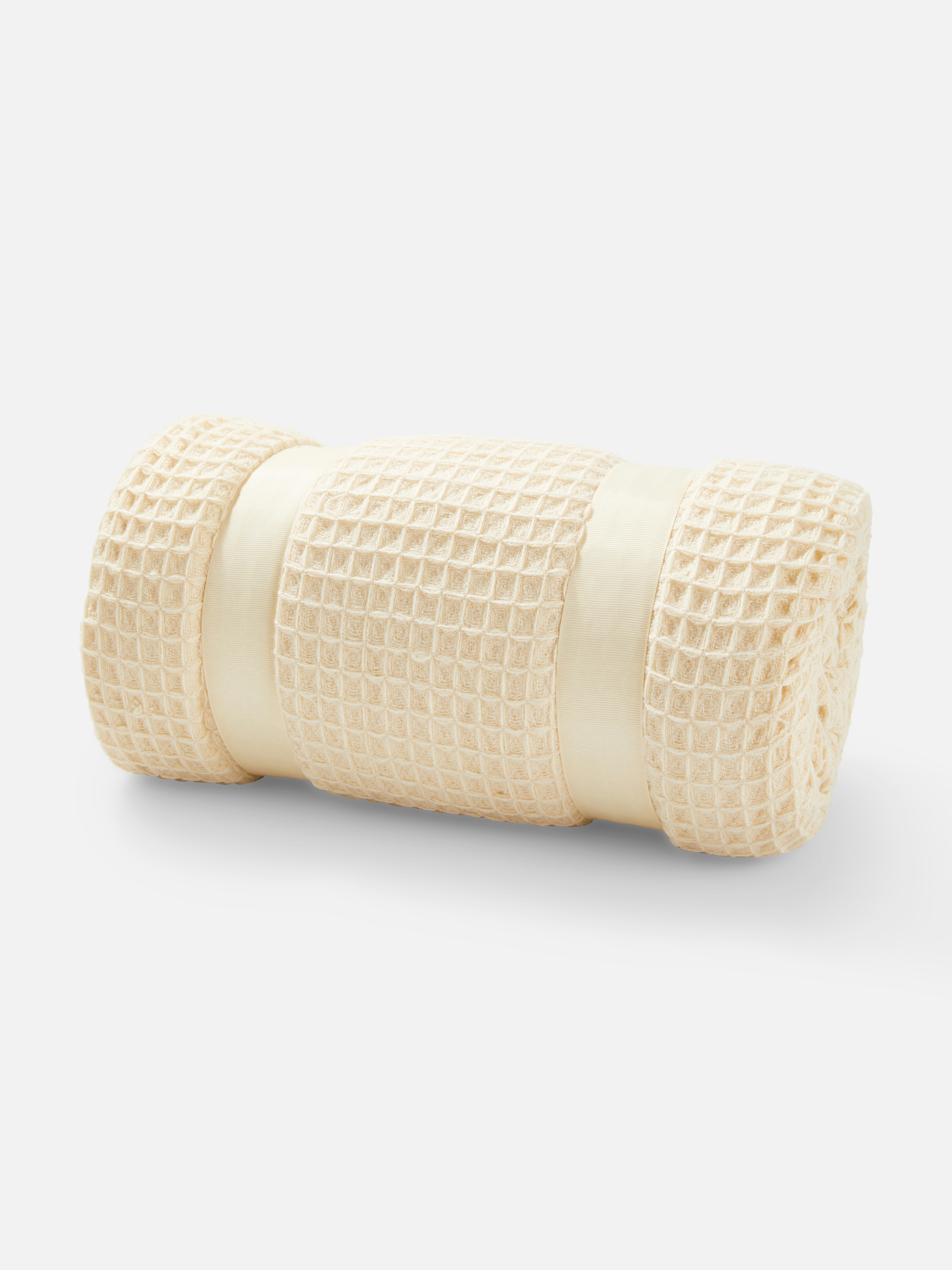 Waffle Sherpa Throw Throws & Blankets Home Furnishings Homeware