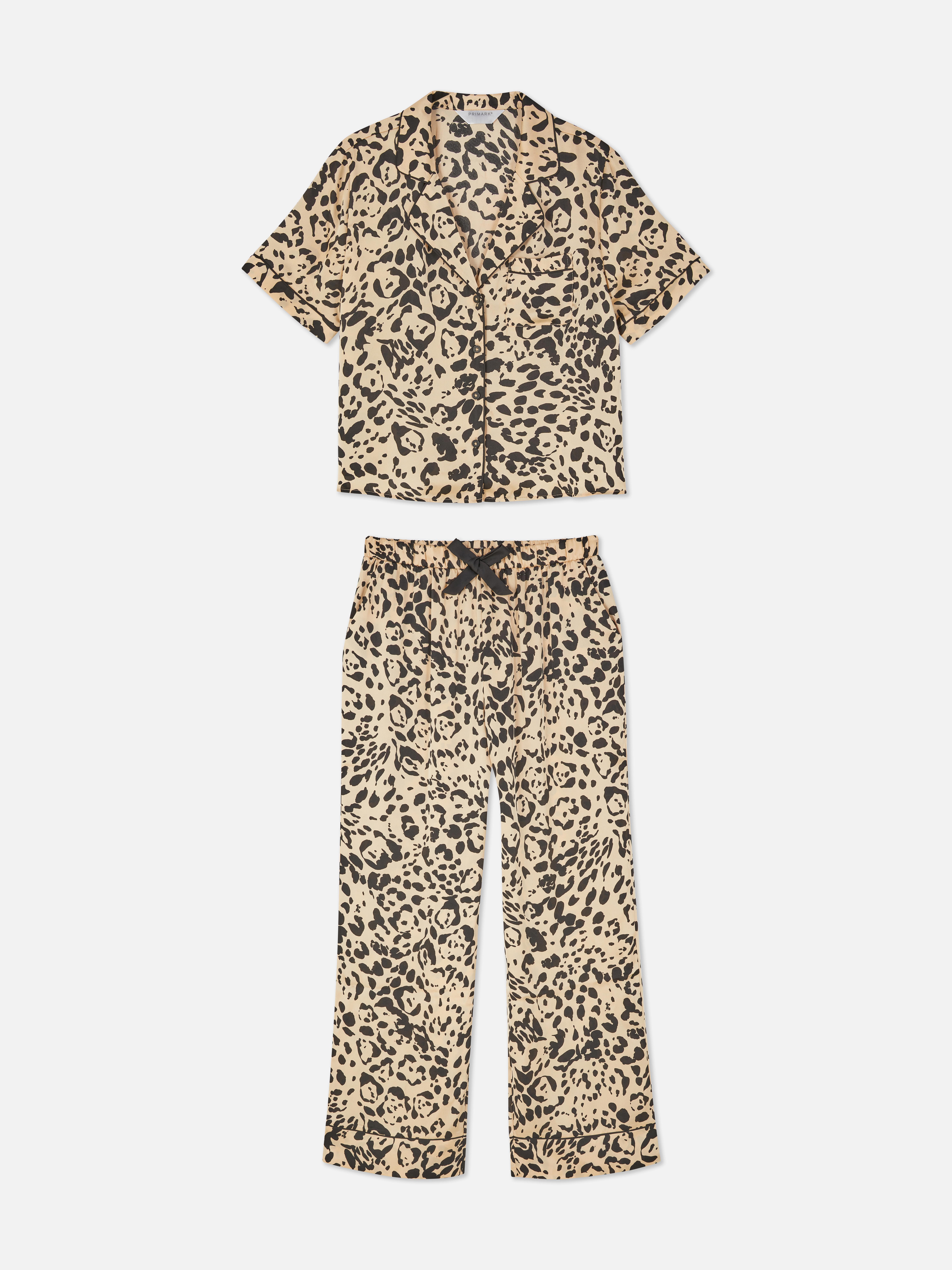 Pijama de satén | Pijama para mujer | Pijamas para mujer | Ropa para mujer | Nuestra línea de moda femenina | Todos los productos | Primark