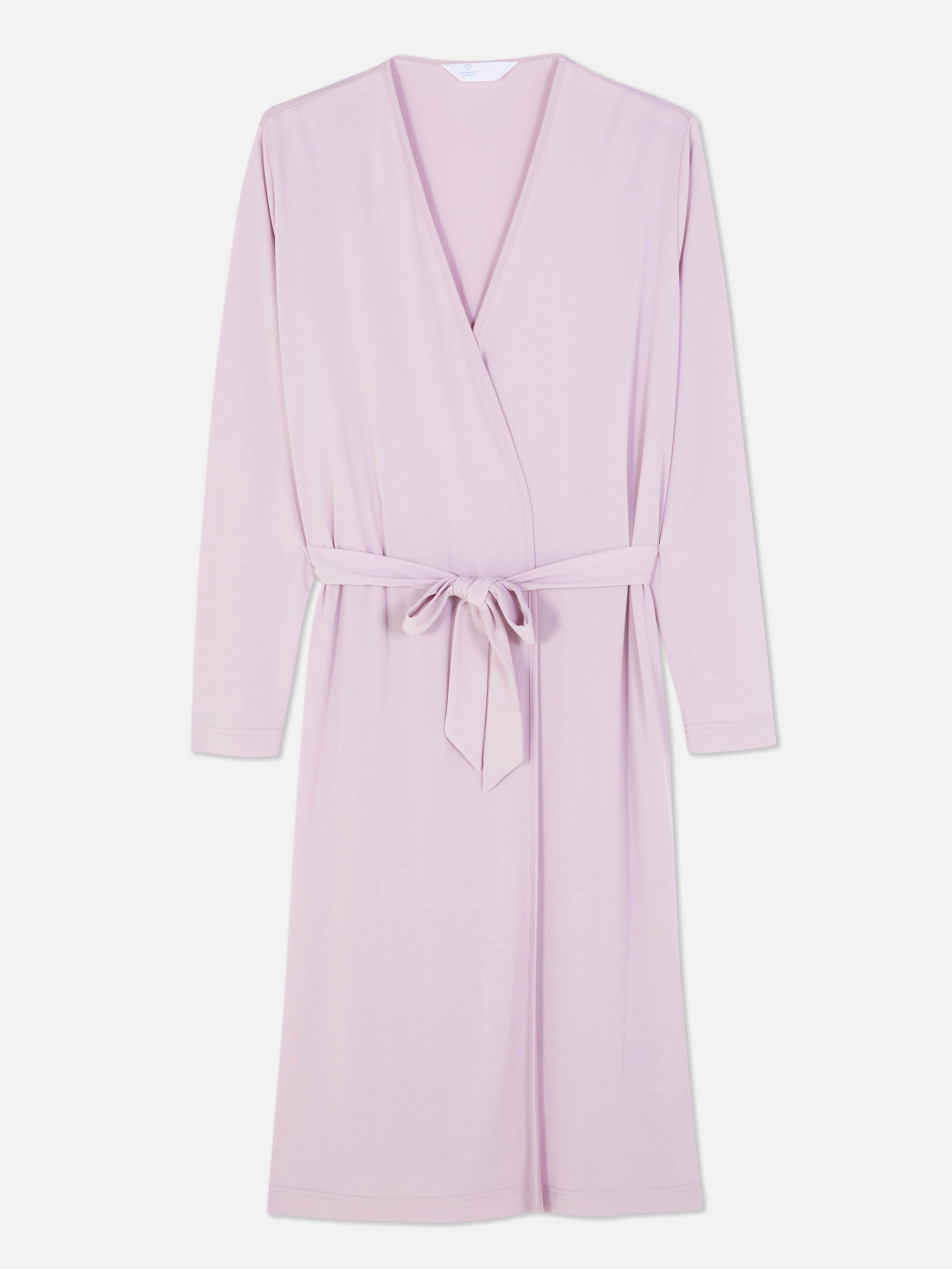 Bata de manga larga con cinturón | Pijama para mujer | Pijamas para mujer | Ropa para mujer | Nuestra línea de moda femenina | los productos Primark | Primark España