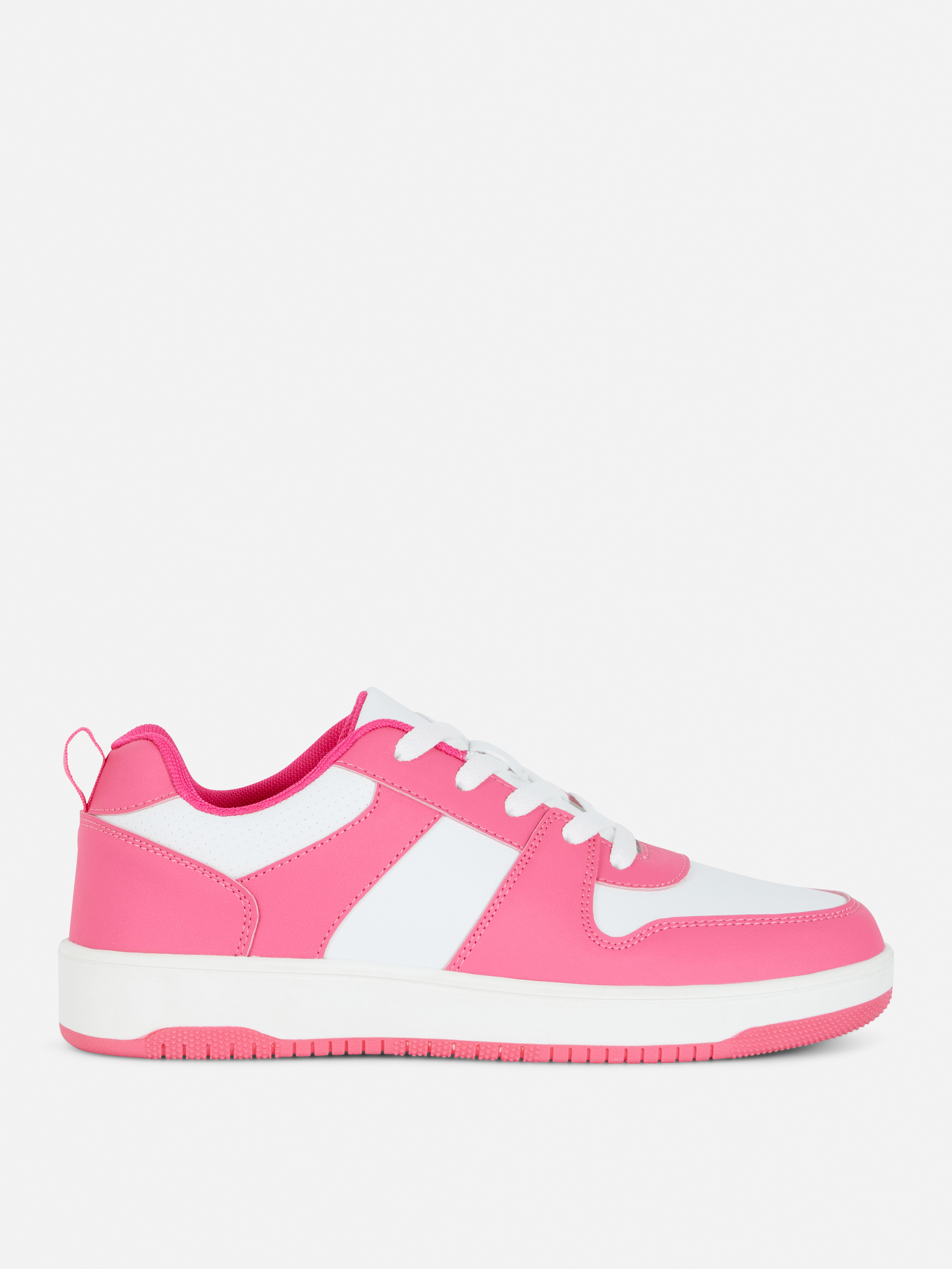 Zapatillas deportivas de caña baja | Deportivas para mujer | Zapatos y botas mujer | Nuestra línea de moda femenina | los productos Primark | Primark España