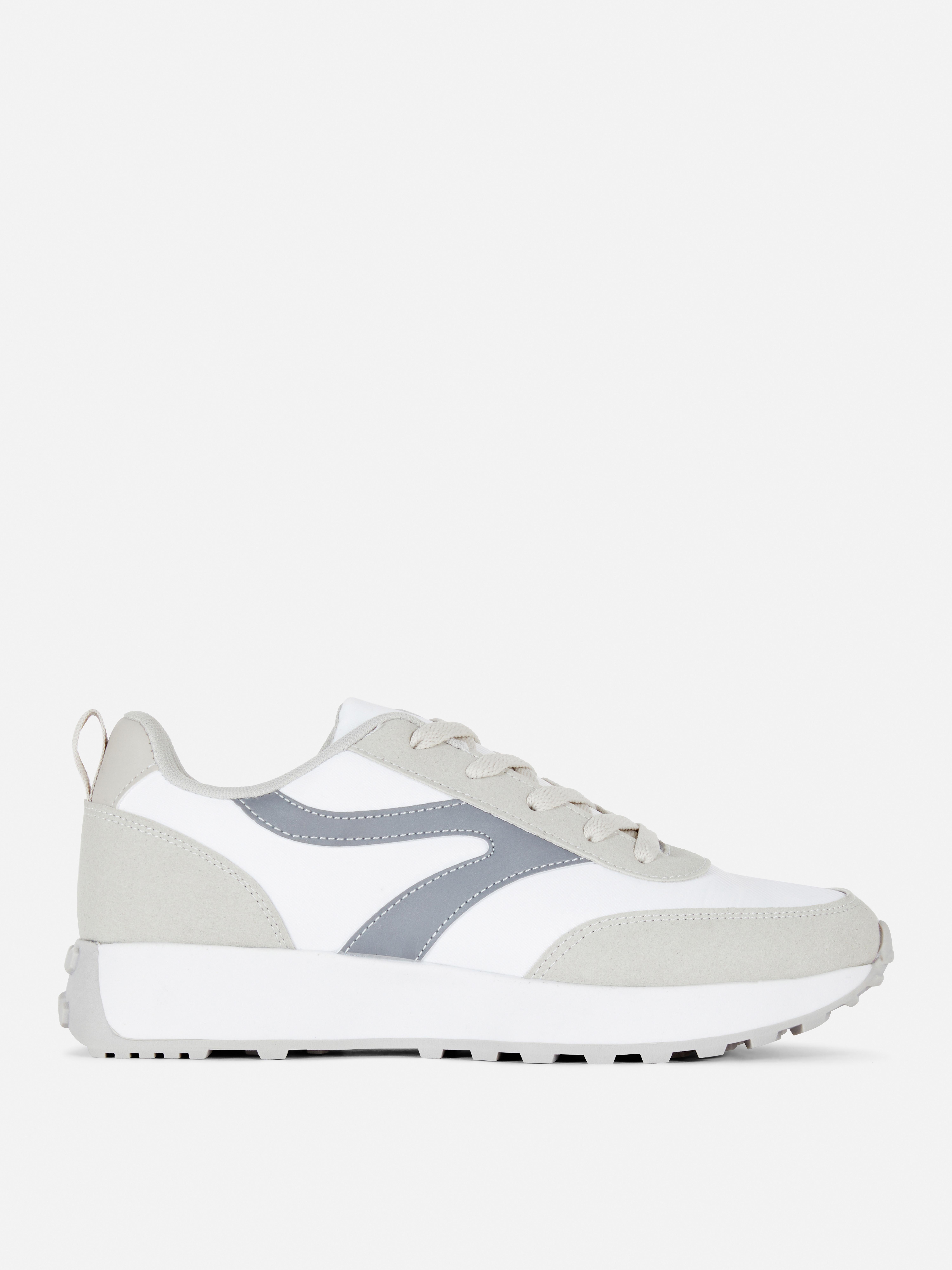 Zapatillas deportivas para mujer | gruesas y sin cordones Primark España