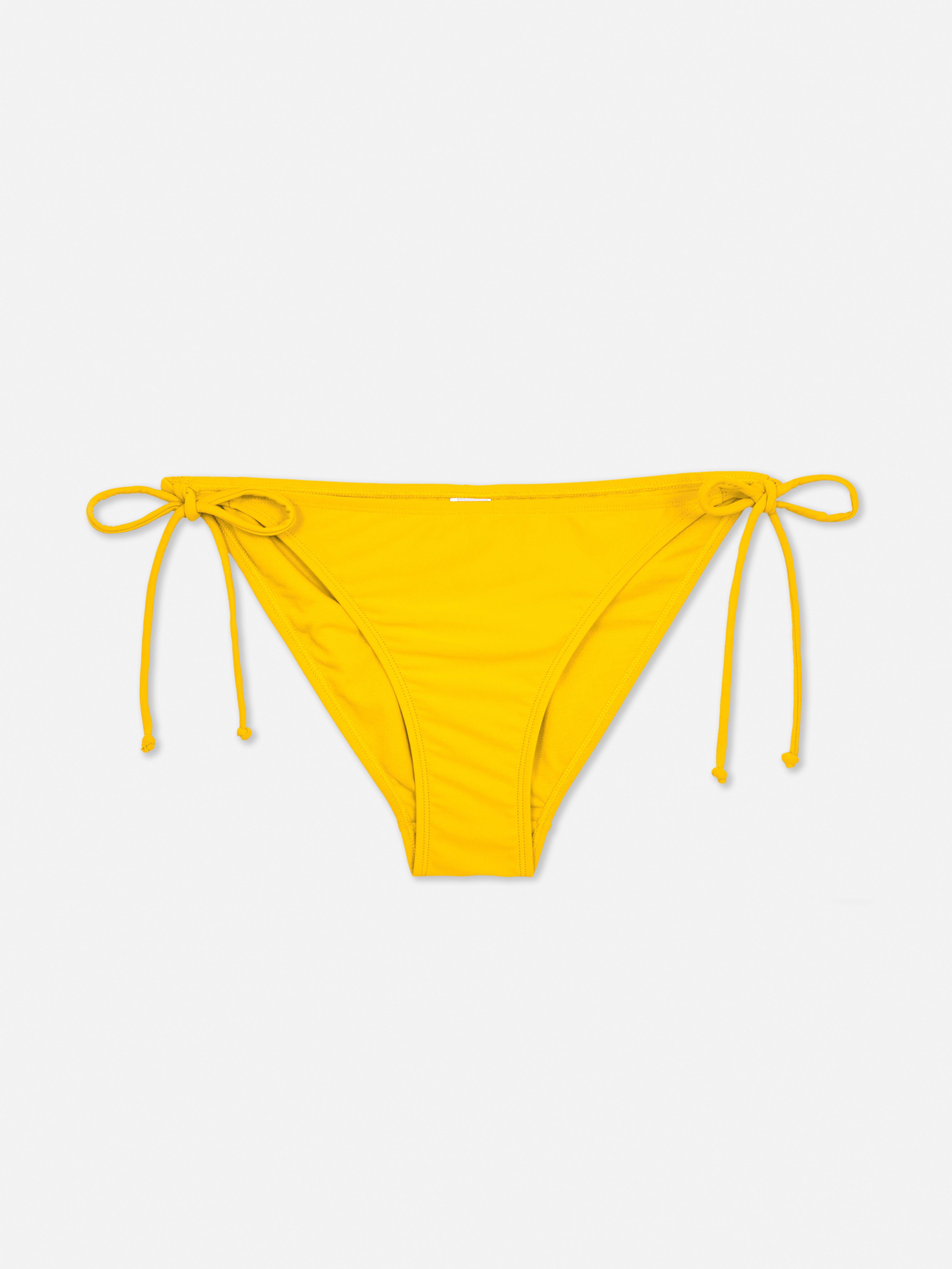 Braguita de triangular con cordón lateral | Bikinis y bañadores | Ropa para mujer | Nuestra línea de femenina | Todos los productos | Primark