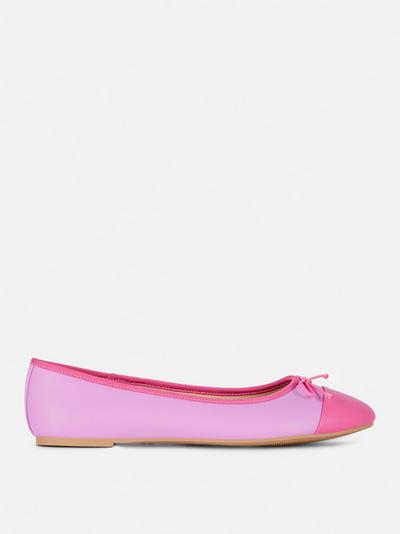 Contrast Toe Faux Leather Ballerinas