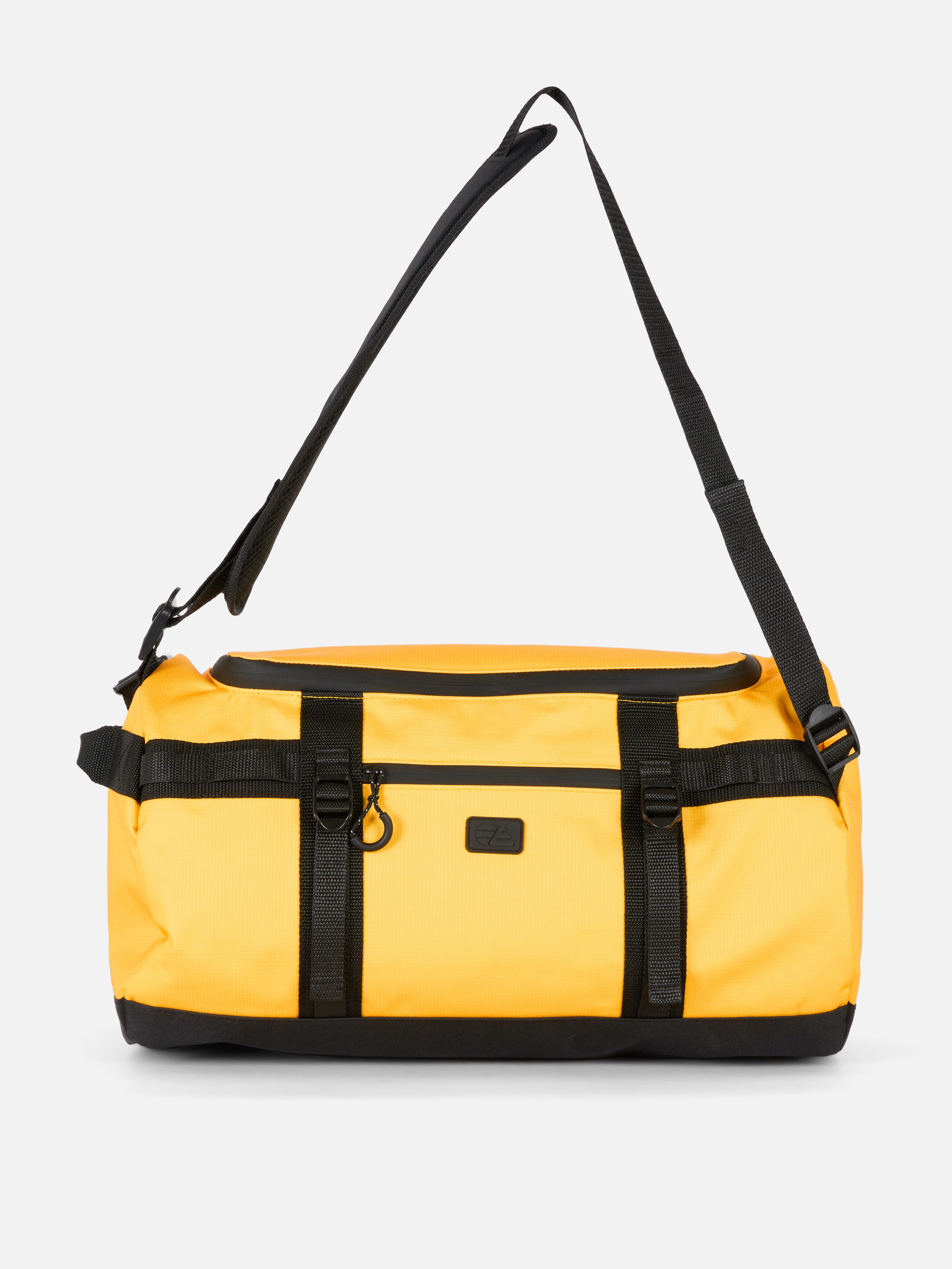 Bolsa de viaje rectangular | Bolsos carteras para hombre | Complementos para hombre: cinturones, sombreros y gafas de sol | Nuestra línea de moda masculina | Todos los Primark | Primark España